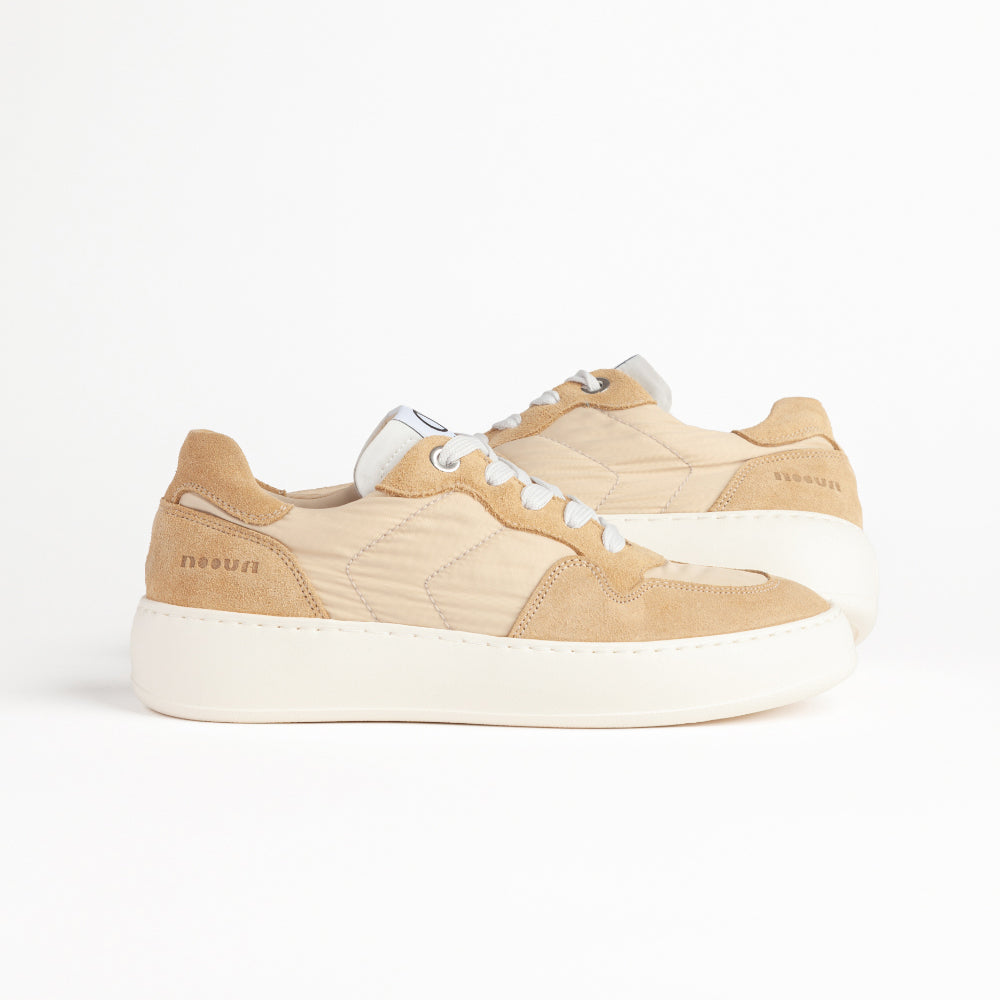 MAGIC 2611 LOW SNEAKER IN BEIGE SUEDE AND REFLECTIVE NYLON  