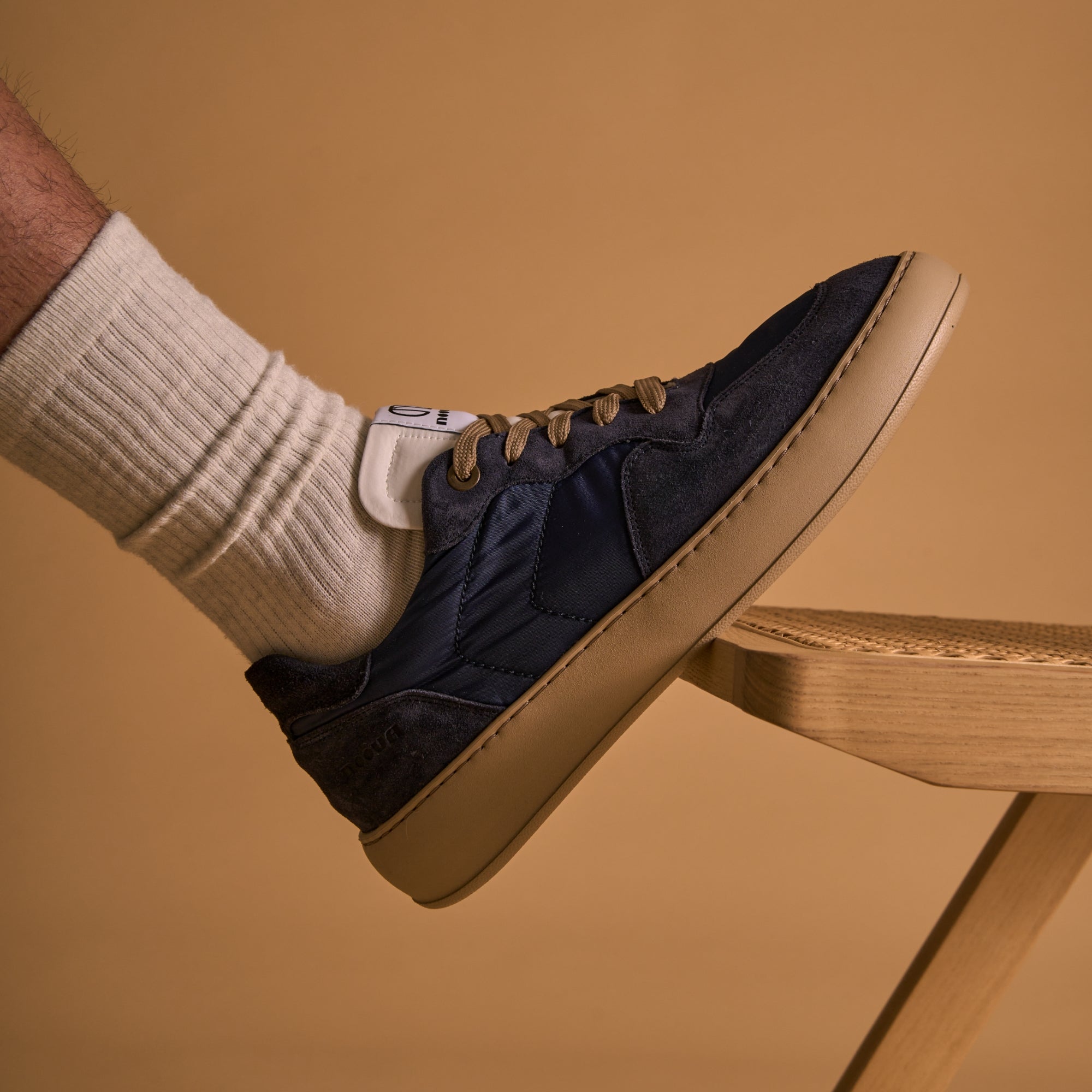 MAGIC 2611 LOW SNEAKER IN NAVY SUEDE AND REFLECTIVE NYLON  